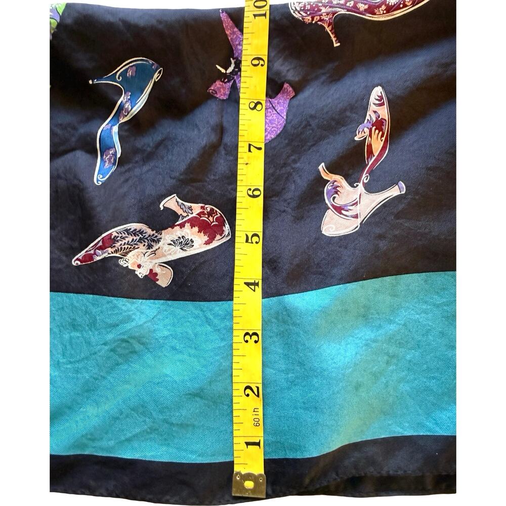 Vintage 1990’s Metropolitan Museum of Art Silk Scarf Shoes Seahorses Teal 21x21 - Picture 10 of 11